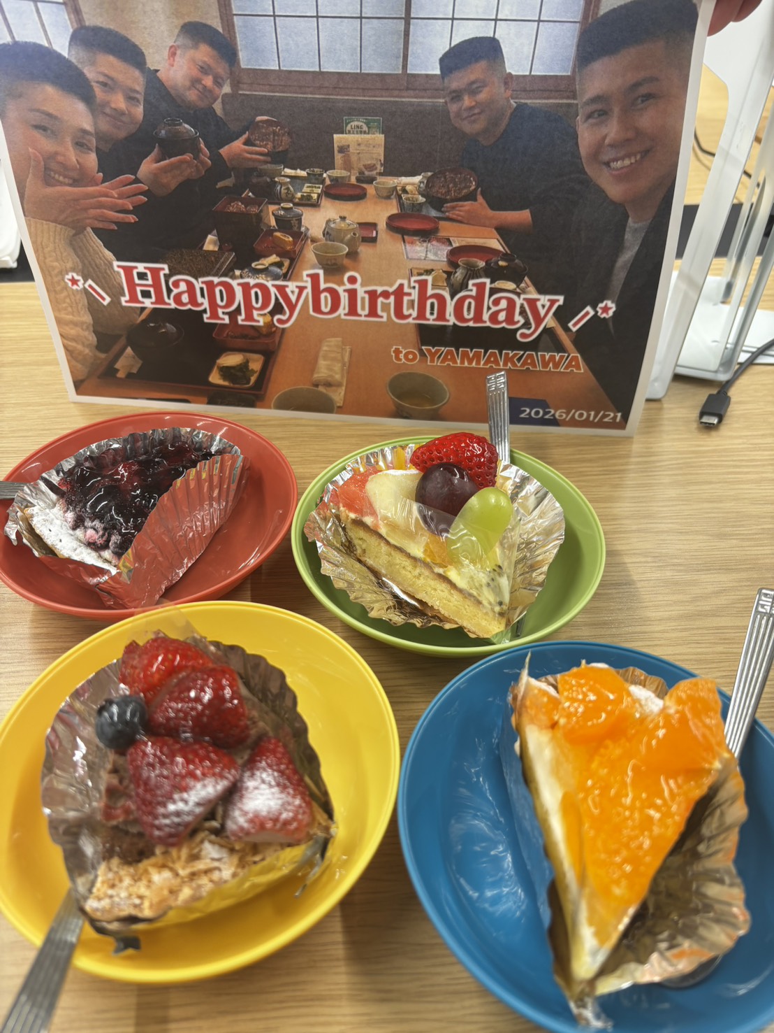 ケーキと笑顔に囲まれた誕生日🎂